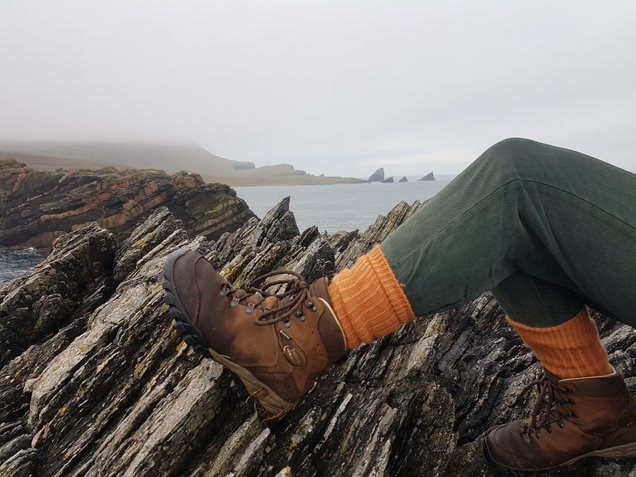 Size 8-10 Stanbury Walkers Bright Range, British wool walking socks - naturally dyed - Image 2