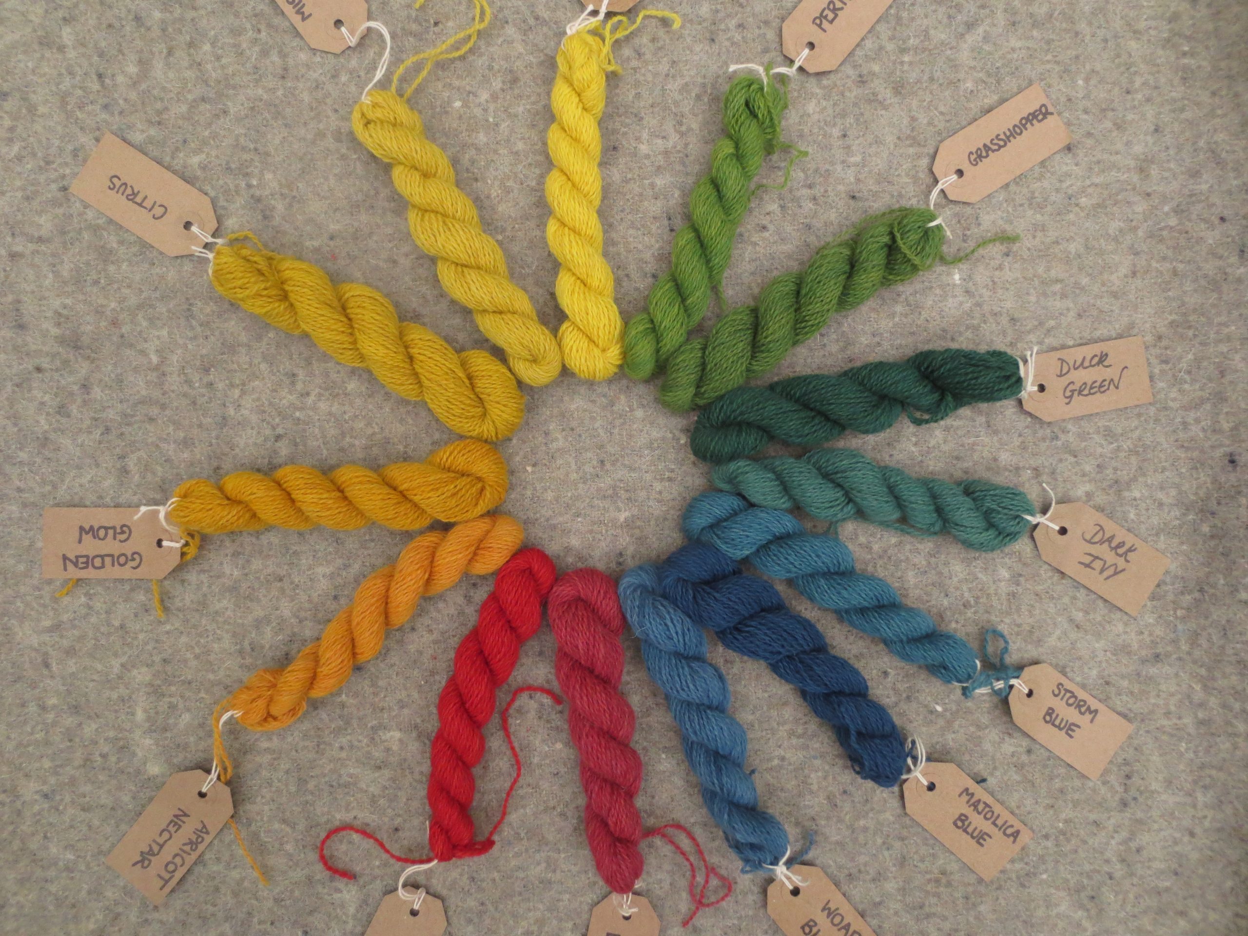 Tablet weaving wool yarn - Naturally dyed British Wool - Base 5e - Image 7