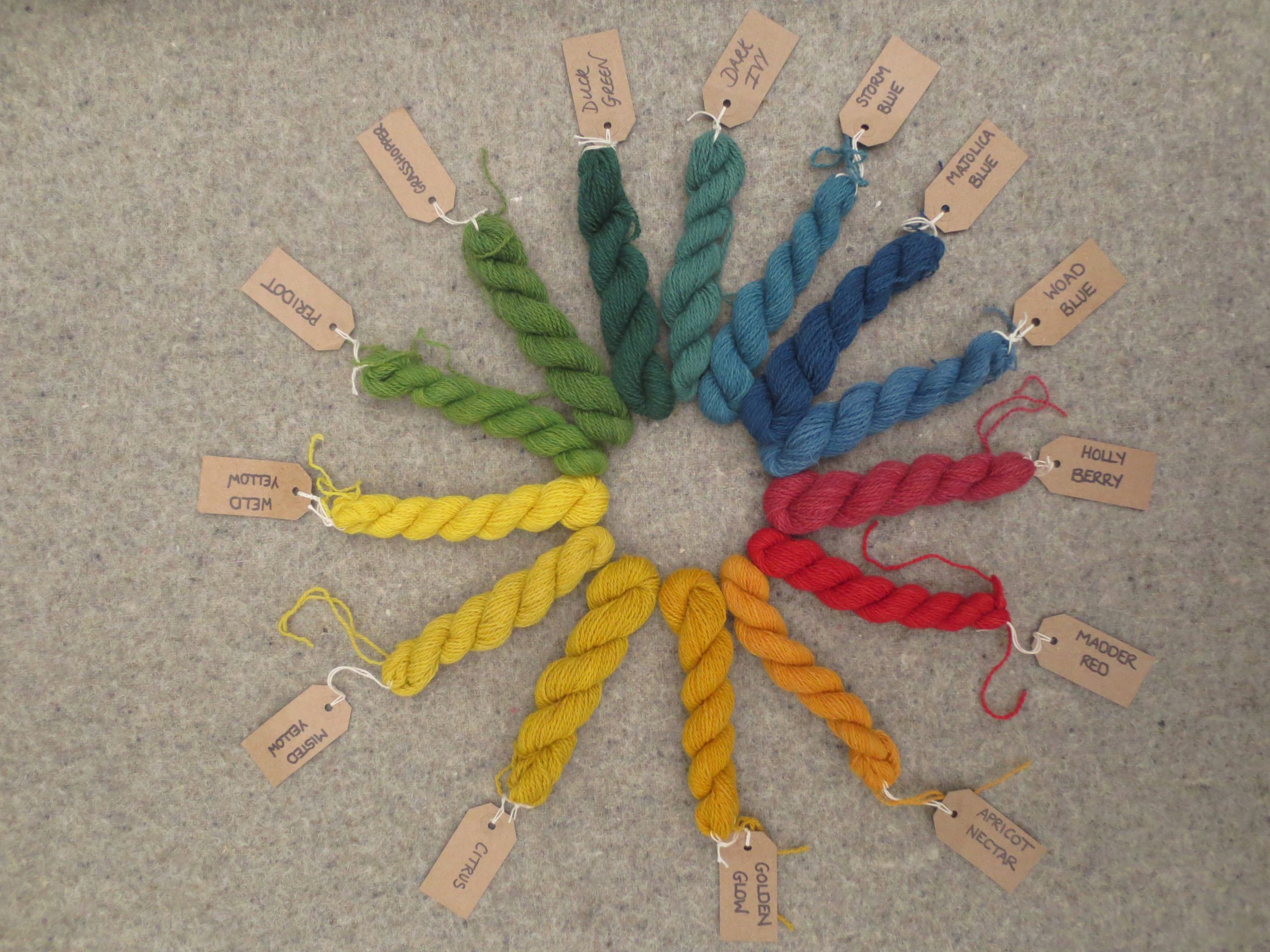 Tablet weaving wool yarn - Naturally dyed British Wool - Base 5e - Image 8