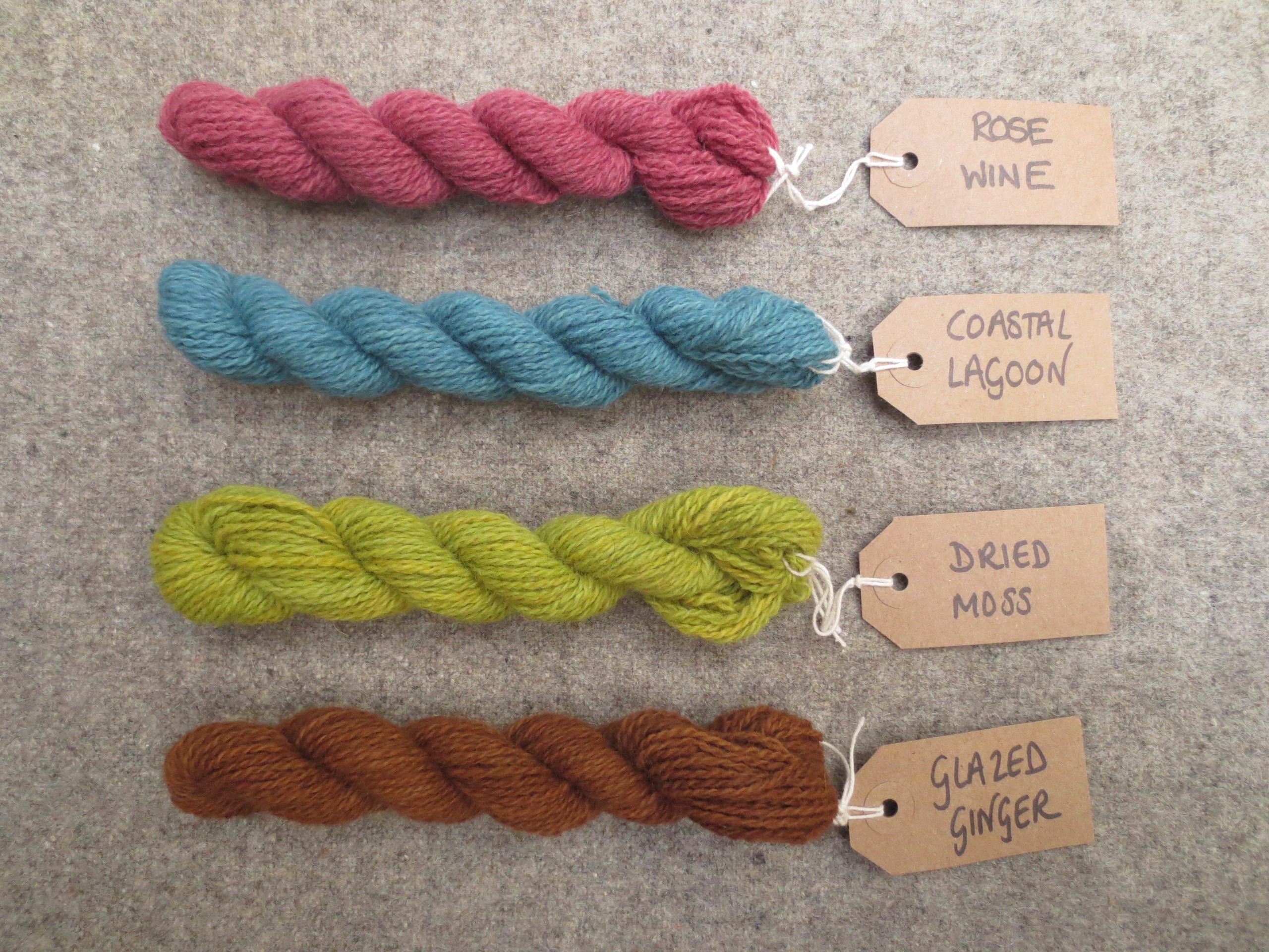 Tablet weaving wool yarn - Naturally dyed British Wool - Base 5e - Image 6